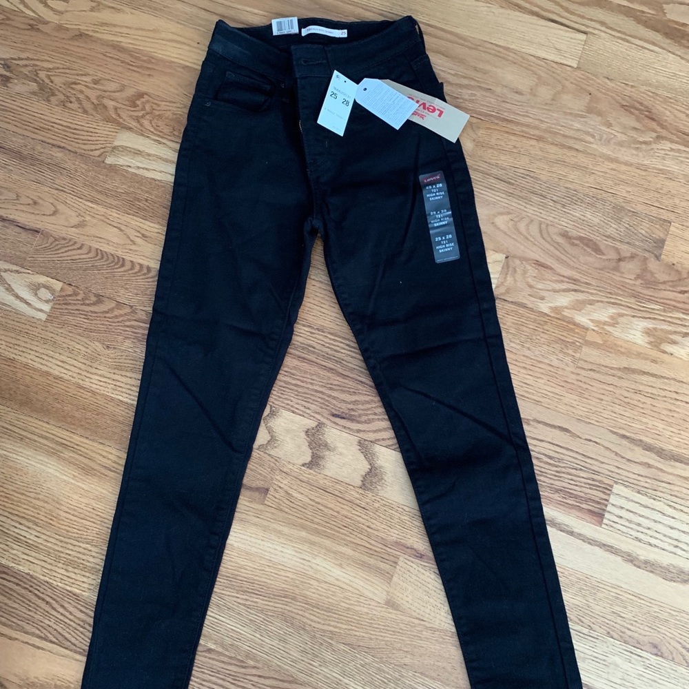 Levi’s 721 High Rise Skinny 25x28